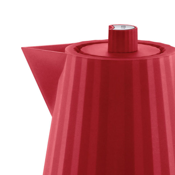 Bouilloire électrique 1L Plissé Rouge - ALESSI - L'art de la Table, une  passion.